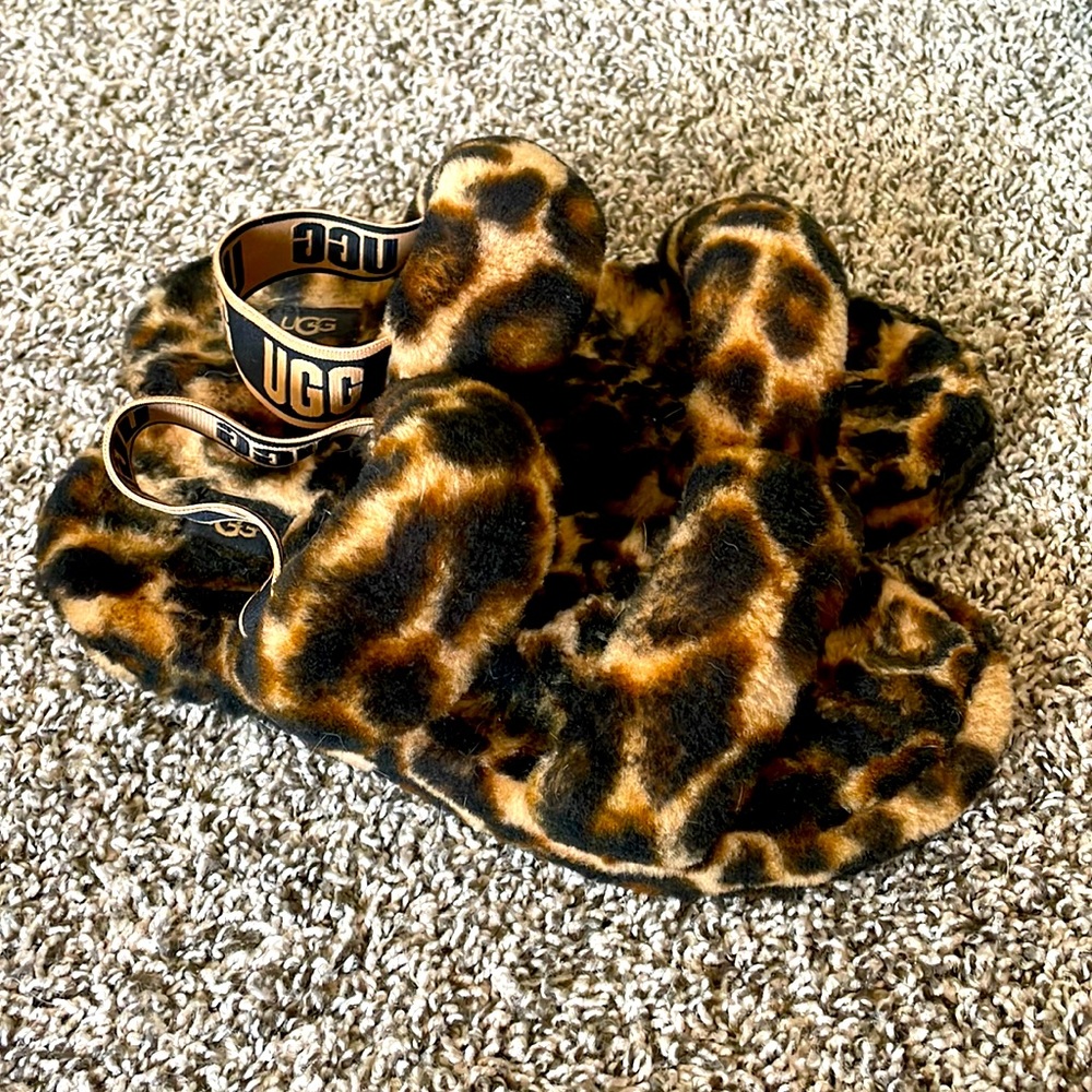 UGG leopard print sandal slippers